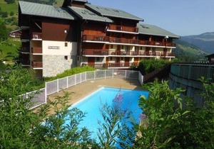 Duplex 2 Chambres, Piscine, Proche Remontées mécaniques, 6 pers - FR-1-342-194