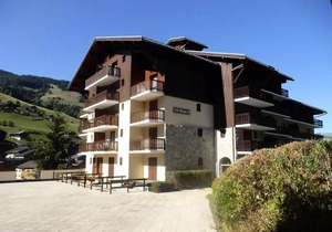 Residence Val Blanc 2 - Apartment 4 people, mountain spirit, village center, close to ski lifts