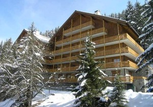 Studio à Méribel, proche pistes et commerces, balcon - FR-1-180-553