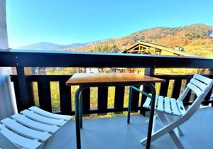 Studio chaleureux avec balcon au centre de Samoëns - FR-1-624-83