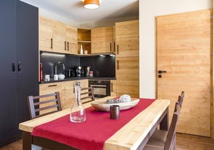 Wifi, 300m from resort center, swimming pool, balcony, tv, ski locker, 57-58m², Tignes