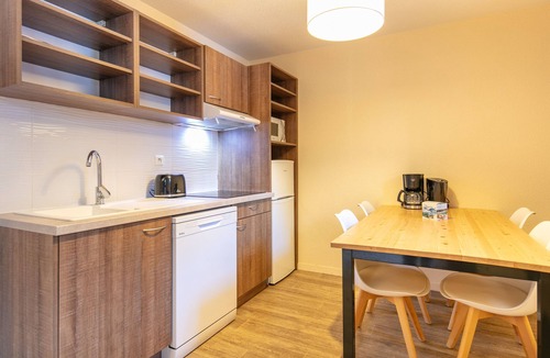 Saint-Colomban-des-Villards Condo | À 700 m du front de neige | Balcon privé