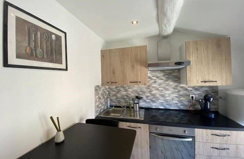 Cret de Roc Apartment | 018 CHIC & COSY F1 41m2 HYPERCENTRE WIFI SMART TV NETFLIX