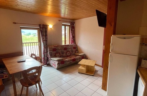 Areches Apartment | 100m from resort center, parking, tv, 40m², Arêches-Beaufort