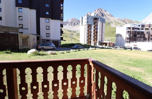 Tignes Apartment | 100m from resort center, 1st floor, balcony, 22m², Tignes