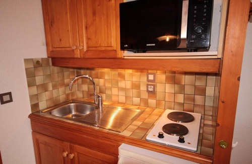 Les Saisies Apartment | 100m from ski slopes, 1st floor, view ski slopes, balcony, tv, ski locker, 22m², Les Saisies