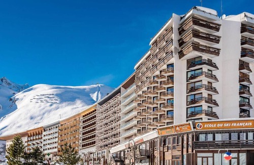 Tignes le Lac Apartment | 10m from resort center, 5th floor, tv, ski locker, 16m², Tignes