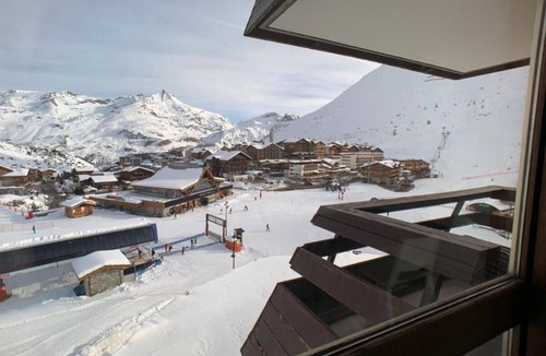 Tignes le Lac Apartment | 10m from resort center, 6th floor, balcony, tv, ski locker, 40m², Tignes