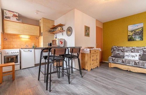 Aussois Apartment | 10m from ski slopes, 1st floor, ski locker, 31m², Aussois