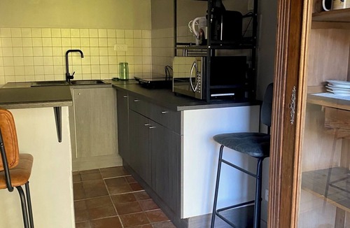 Bedarrides Apartment | 15 km from Orange, Avignon and Carpentras, 5 km from Châteauneuf-du-Pape,