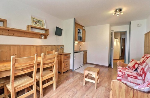 La Perriere Apartment | 150m from resort center, 2nd floor, balcony, ski locker, 31m², La Tania
