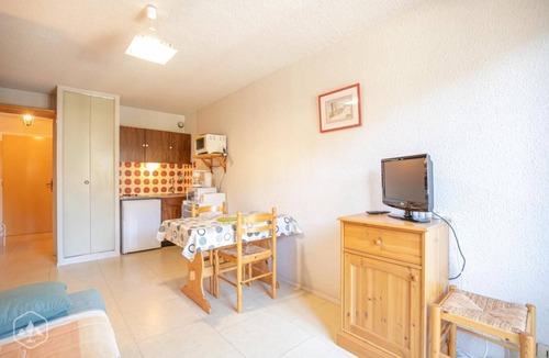 Aussois Apartment | 150m from resort center, Ground floor, balcony, tv, ski locker, 21m², Aussois