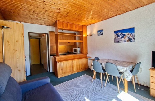 Flaine Apartment | 1st floor, balcony, tv, ski locker, 25m², Flaine
