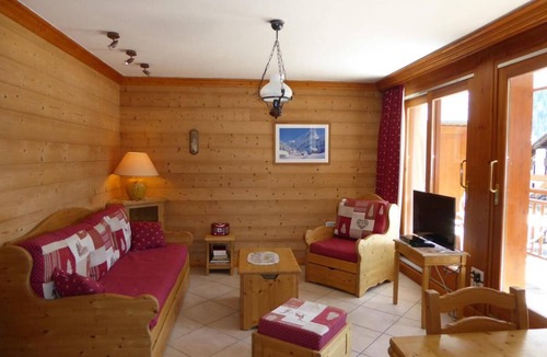Pralognan-la-Vanoise Apartment | 1st floor, balcony, tv, 49m², Pralognan-la-Vanoise