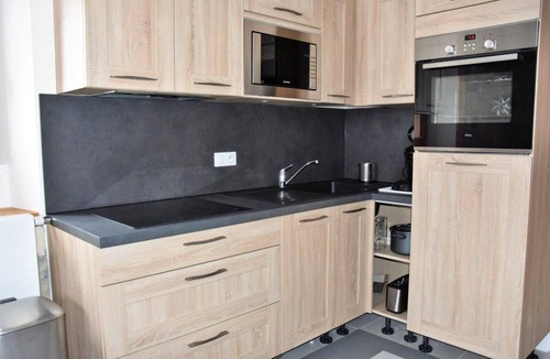 Pralognan-la-Vanoise Apartment | 1st floor, balcony, parking, tv, 32m², Pralognan-la-Vanoise