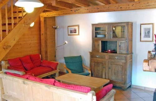 Saint-Martin-de-Belleville Apartment | 1st floor, fireplace or stove, parking, tv, ski locker, 120m², Saint Martin de Belleville