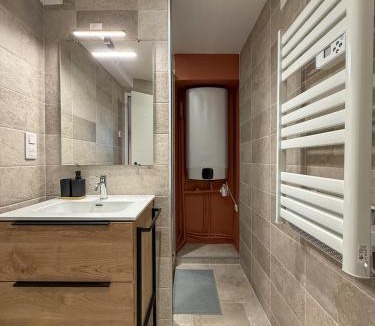 Saint-Etienne-du-Bois Apartment | 2-Person Apartment Saint-Étienne-du-Bois