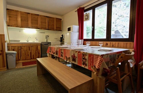 Chamrousse Apartment | 2-Room Apartment + Cabin for 6, Near Slopes & Shops in Chamrousse