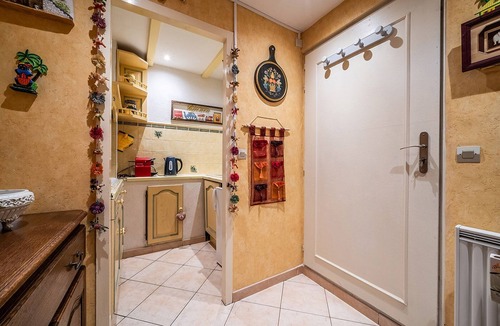Bernex Apartment | 2-room apartment overlooking the dent d'oche with terrace