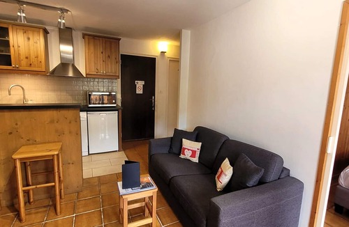Les Gets Apartment | 2-room apartment with cabin in central Les Gets, bright, 3-star rated