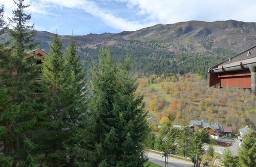 Meribel Apartment | 2-room cabin apartment for 4 in Méribel with covered parking