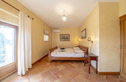 Monclar-de-Quercy Bed & Breakfast | 2 self-catering cottages on the same estate in the heart of South-West France