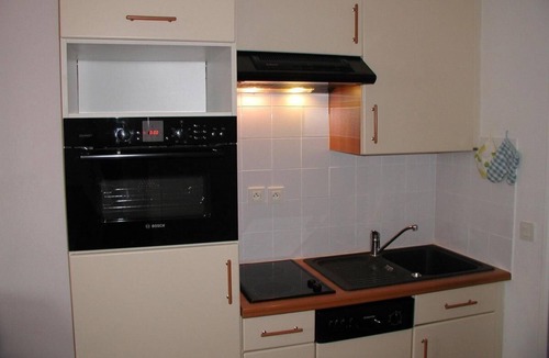 Eaux-Bonnes Apartment | 20m from resort center, 1st floor, view resort, fitness, swimming pool, sauna, balcony, tv