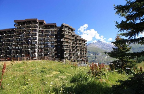Le Lavachet Apartment | 20m from resort center, 3rd floor, balcony, tv, ski locker, 24m², Tignes