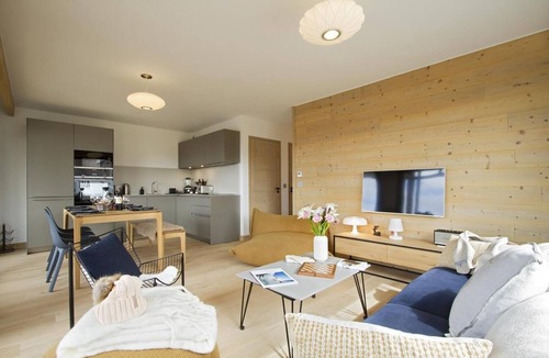 Bergers Apartment | 2nd floor, fitness, swimming pool, sauna, hammam, balcony, tv, ski locker, 65m², Alpe d'Huez