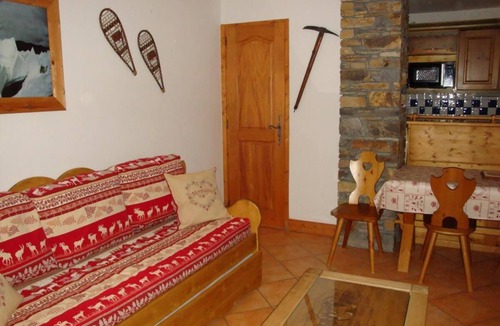 Pralognan-la-Vanoise Apartment | 2nd floor, terrace, tv, 44m², Pralognan-la-Vanoise