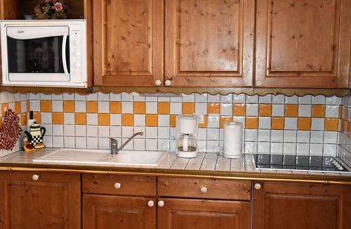 Pralognan-la-Vanoise Apartment | 3-room apartment, 6 people, near slopes, Pralognan