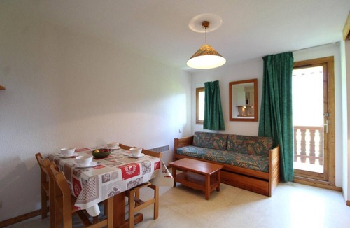 Termignon Apartment | 300m from resort center, 2nd floor, balcony, tv, ski locker, 27m², Val Cenis