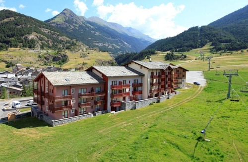 Termignon Apartment | 300m from resort center, 2nd floor, balcony, tv, ski locker, 27m², Val Cenis
