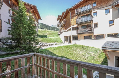 Aussois Apartment | 300m from resort center, 1st floor, balcony, parking, tv, 40m², Aussois