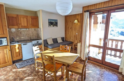 Aussois Apartment | 300m from resort center, floor -1, balcony, tv, 31m², Aussois