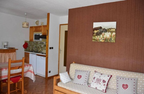 Pralognan-la-Vanoise Apartment | 34 m² Apartment ∙ 2 bedrooms ∙ 4 guests