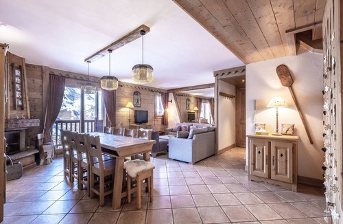 Saint-Martin-de-Belleville Apartment | 4-Bedroom Duplex with Pool, Spa, Ski-in/Ski-out