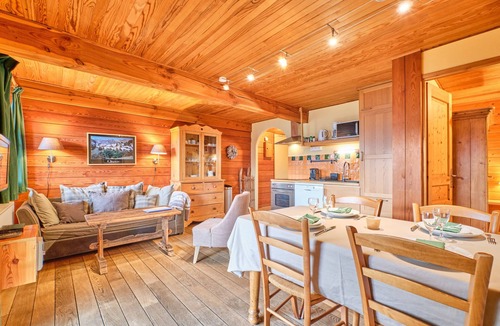 Villard-Reculas Apartment | 4-person apartment in chalet with spa – cozy and bright
