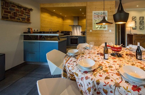 Valmeinier Ski Chalet | 4-star chalet: space, comfort, charm, views, sauna, and fireplace
