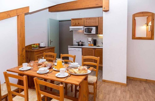 Pralognan-la-Vanoise Apartment | 40 m² Apartment ∙ 2 bedrooms ∙ 6 guests