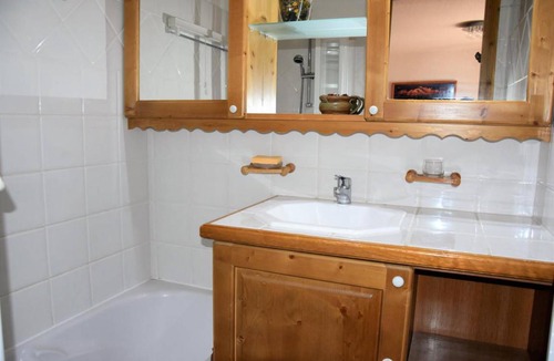 Pralognan-la-Vanoise Apartment | 40 m² Apartment ∙ 2 bedrooms ∙ 6 guests