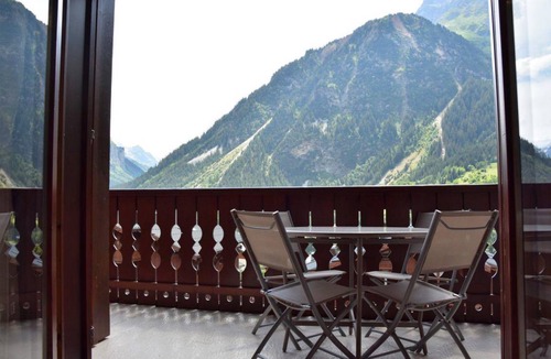 Pralognan-la-Vanoise Apartment | 40 m² Apartment ∙ 2 bedrooms ∙ 6 guests