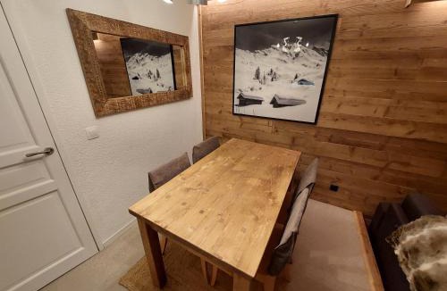La Perriere Apartment | 40m2 - Ski aux pieds - La Tania - Parking couvert