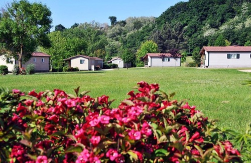 Saint-Donat-sur-l'Herbasse Ski Chalet | 40sqm Chalet for 6 People with Terrace
