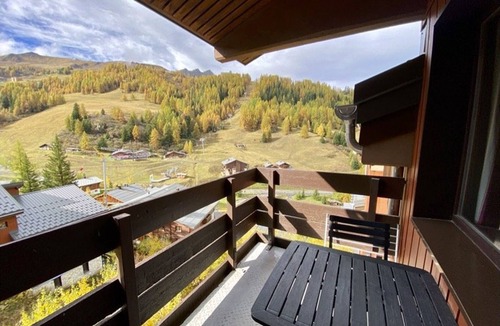 Plagne 1800 Apartment | 43m² Apartment in Plagne 1800, pets allowed, parking included