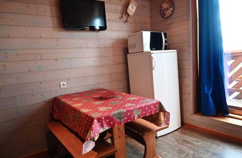Vallandry Apartment | 50m from resort center, Ground floor, balcony, tv, 40m², Peisey-Vallandry