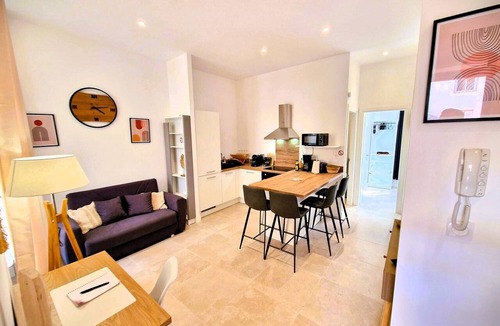 Menton Apartment | A charming gem with terrace in the heart of Menton