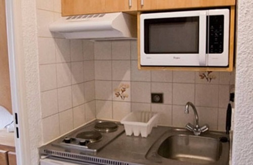 Val Claret Apartment | A cosy 14 m2 ski apartment for two people. Ski-in ski-out