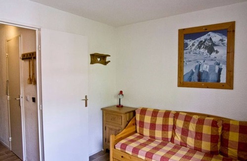 Val Claret Apartment | A cosy 14 m2 ski apartment for two people. Ski-in ski-out