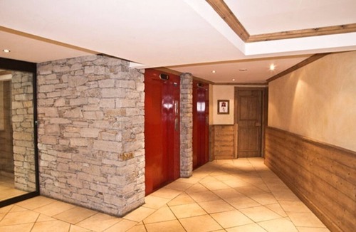 Val Claret Apartment | A cosy 14 m2 ski apartment for two people. Ski-in ski-out